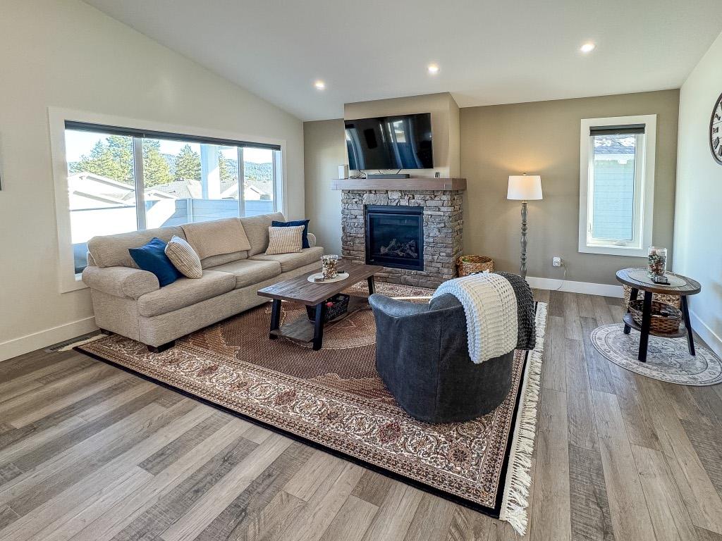 









317


Legacy

Lookout,
Cranbrook,




BC
V1C 0E4

