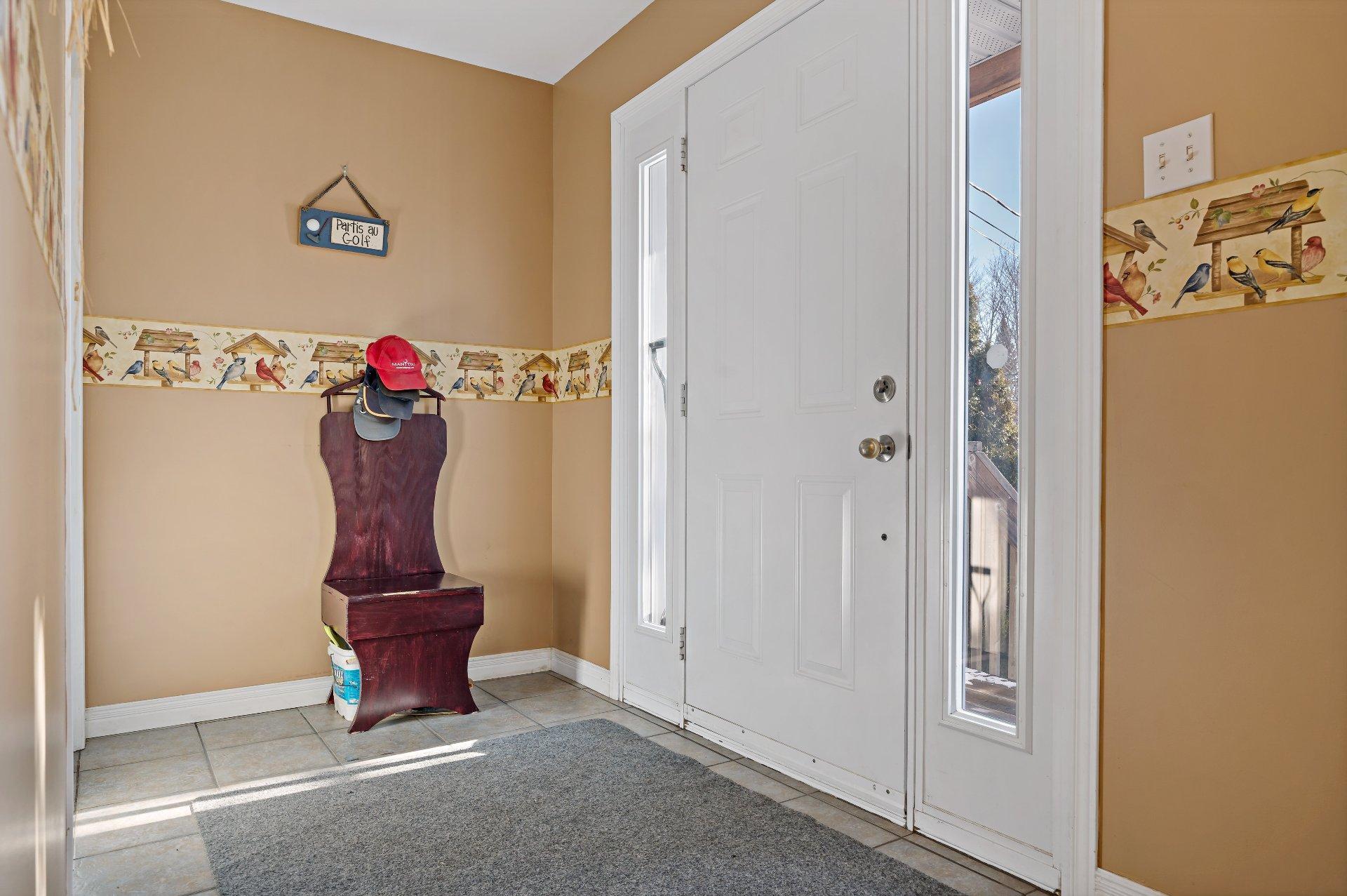 









470

 - 474


Ch. du Domaine-R.-Lavoie

,
Saint-Donat,




QC
J0T2C0

