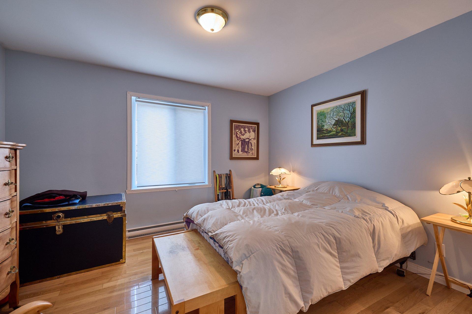 









470

 - 474


Ch. du Domaine-R.-Lavoie

,
Saint-Donat,




QC
J0T2C0

