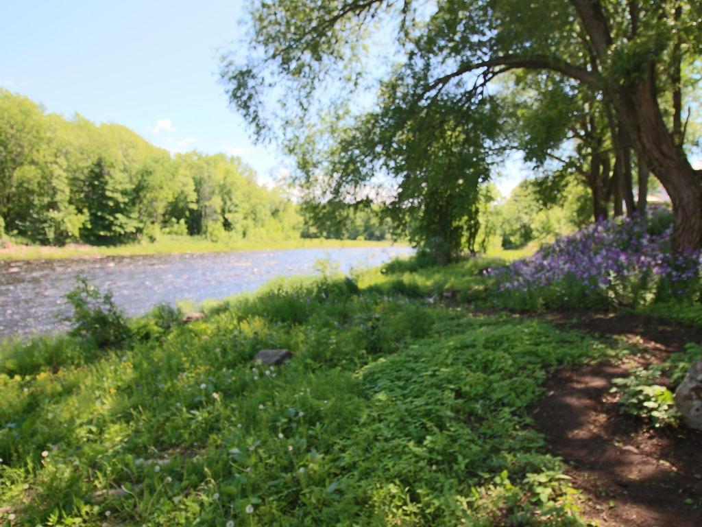 









30

 - 34


Ch. du Nord-du-Rocher

,
Saint-Pacôme,




QC
G0L3X0

