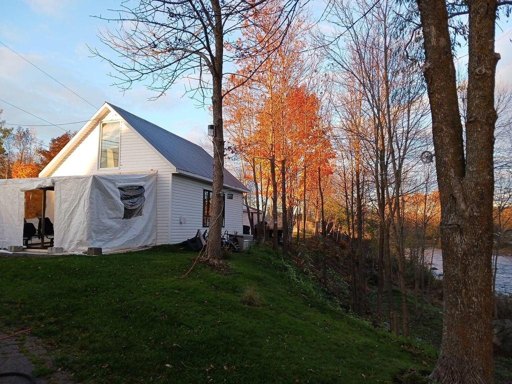 









30

 - 34


Ch. du Nord-du-Rocher

,
Saint-Pacôme,




QC
G0L3X0

