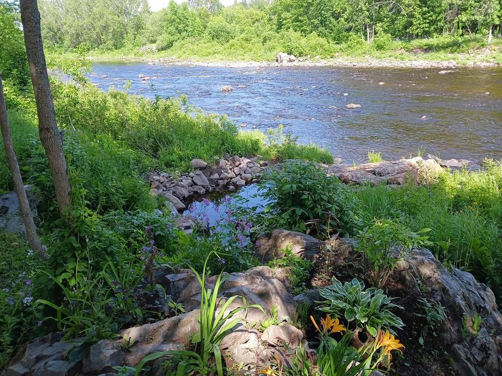 









30

 - 34


Ch. du Nord-du-Rocher

,
Saint-Pacôme,




QC
G0L3X0

