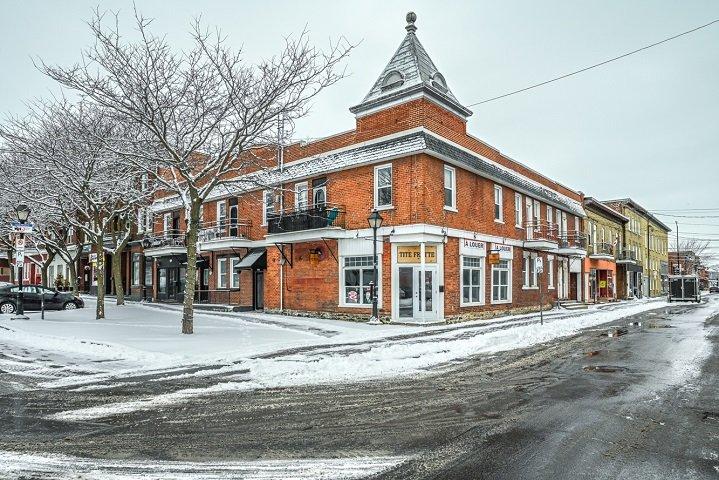 









19


Place du Marché

,
Saint-Jean-sur-Richelieu,




QC
J3B2P3

