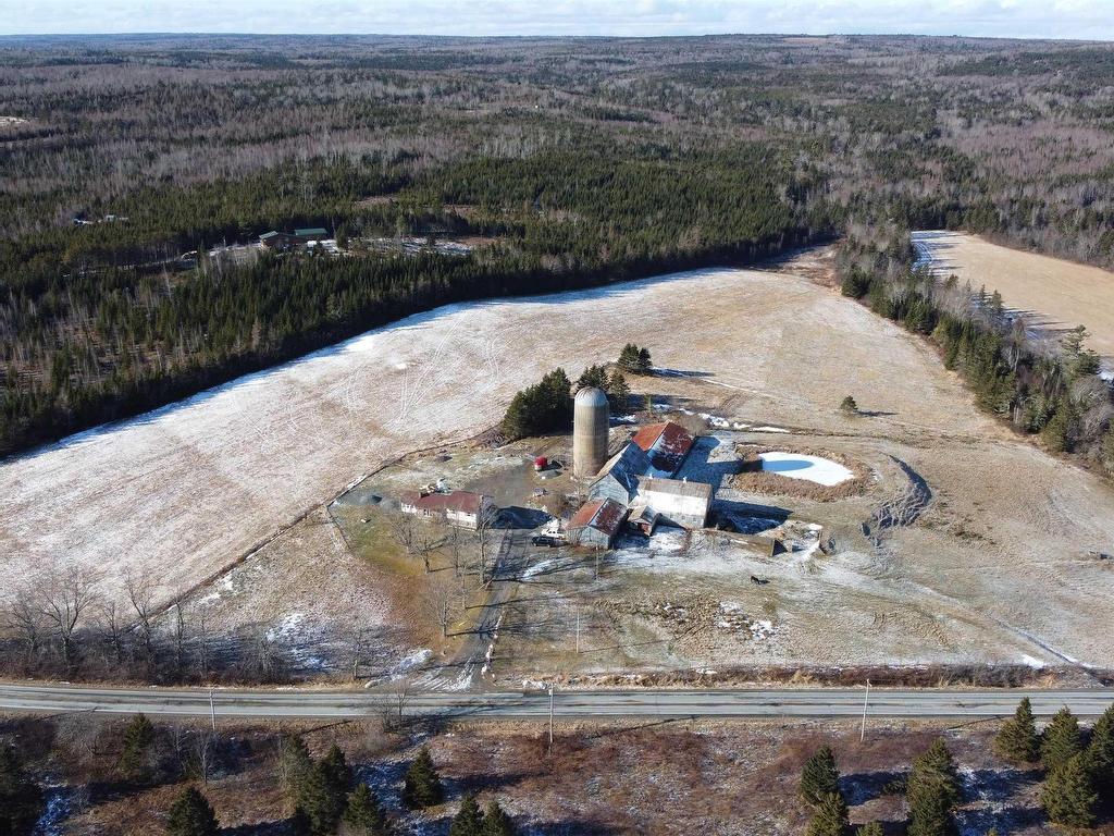 












11454 Highway 224

,
Elmsvale,







NS
B0N 1X0

