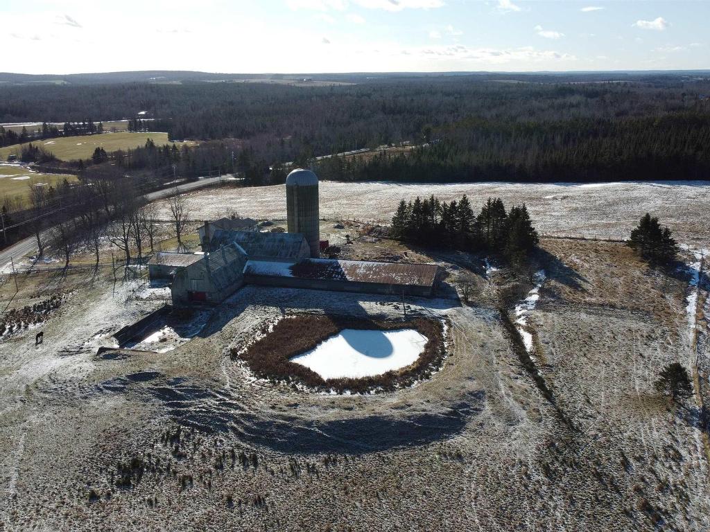 












11454 Highway 224

,
Elmsvale,







NS
B0N 1X0


