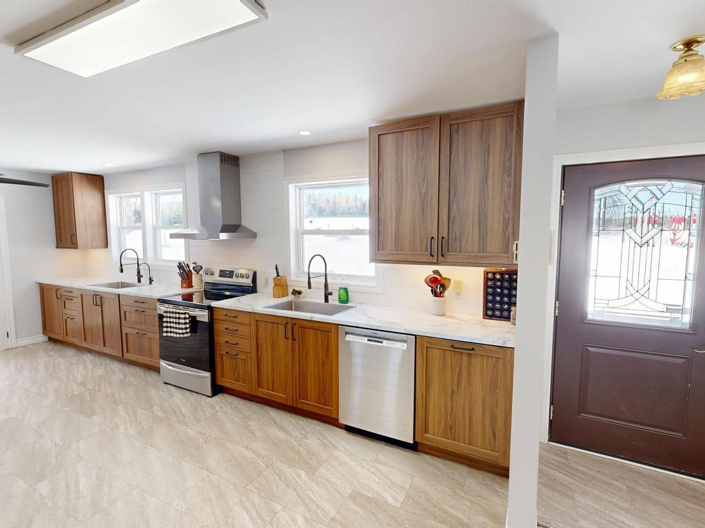












11454 Highway 224

,
Elmsvale,







NS
B0N 1X0

