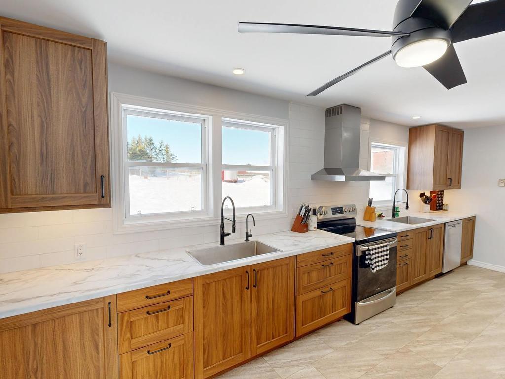 












11454 Highway 224

,
Elmsvale,







NS
B0N 1X0

