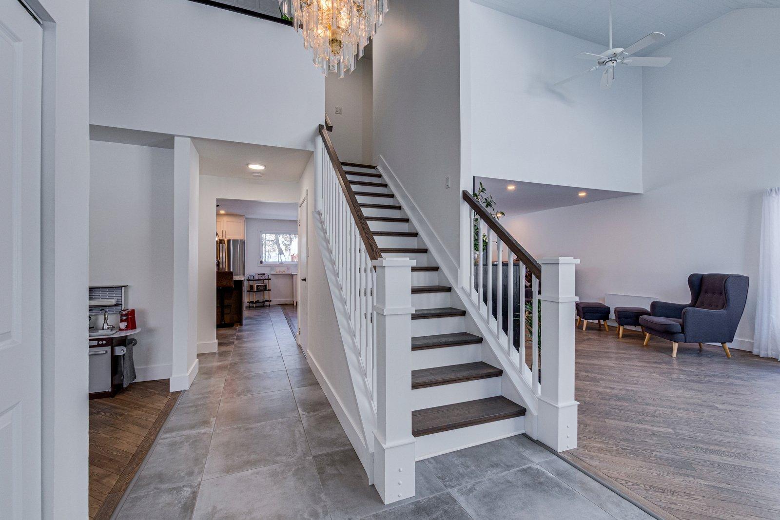 









15


Rue de la Baie

,
Val-des-Monts,




QC
J8N5A8

