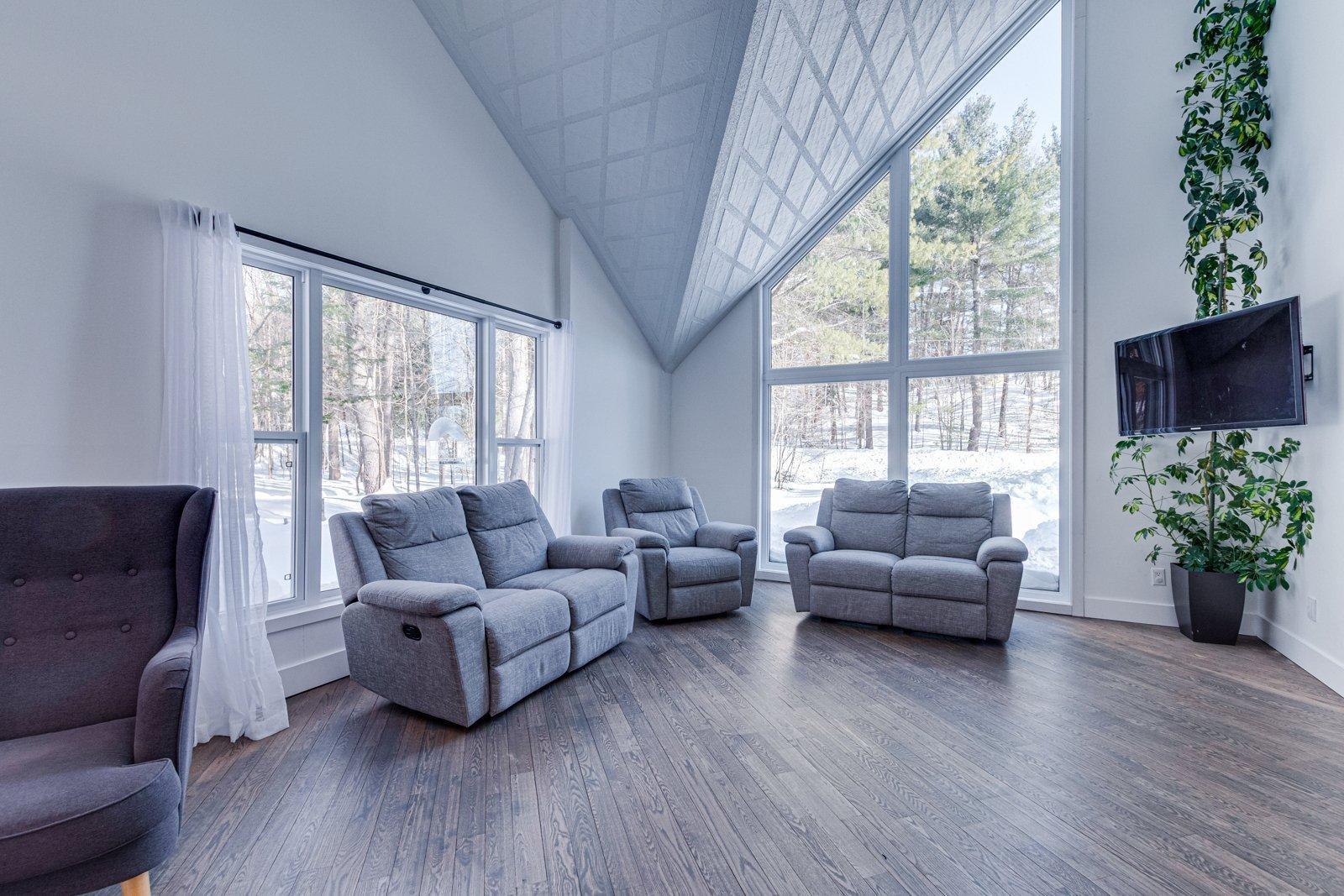 









15


Rue de la Baie

,
Val-des-Monts,




QC
J8N5A8

