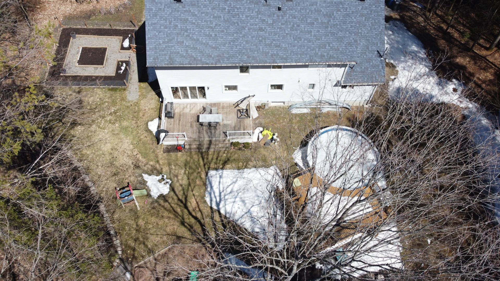 









15


Rue de la Baie

,
Val-des-Monts,




QC
J8N5A8

