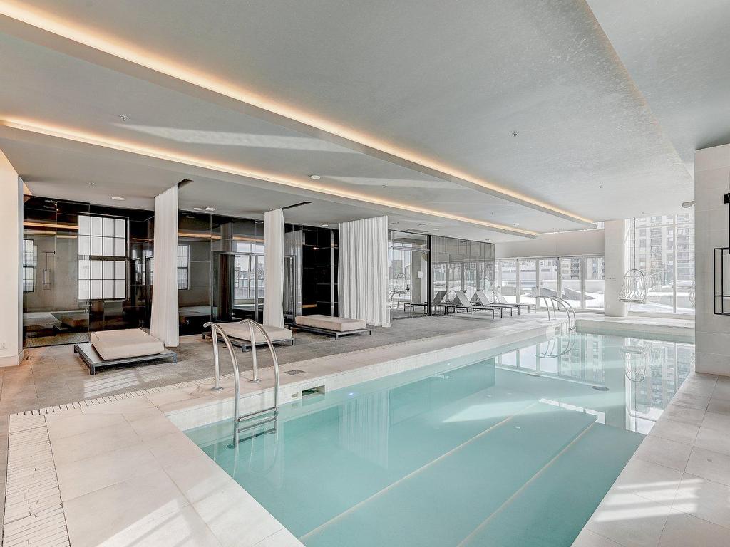 









1188


Rue St-Antoine O.

, 304,
Montréal (Ville-Marie),




QC
H3C1B4

