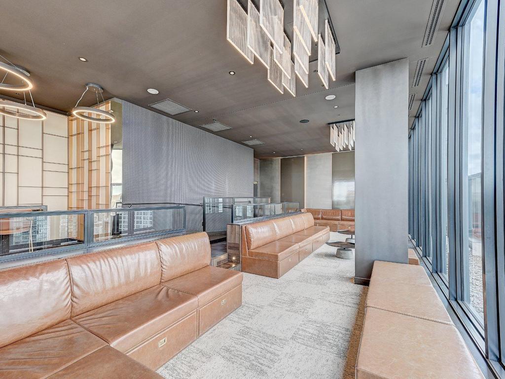 









1188


Rue St-Antoine O.

, 304,
Montréal (Ville-Marie),




QC
H3C1B4

