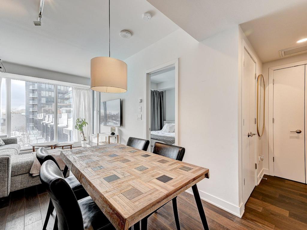 









1188


Rue St-Antoine O.

, 304,
Montréal (Ville-Marie),




QC
H3C1B4

