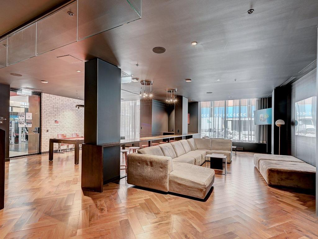 









1188


Rue St-Antoine O.

, 304,
Montréal (Ville-Marie),




QC
H3C1B4

