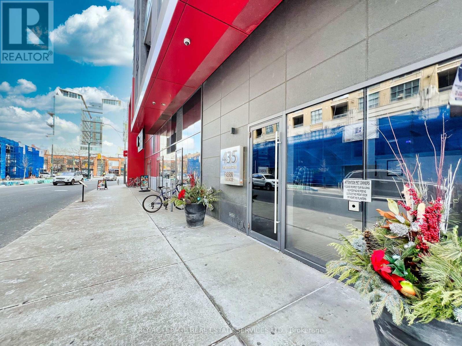 












306 - 435 RICHMOND STREET W

,
Toronto,




Ontario
M5V1X9

