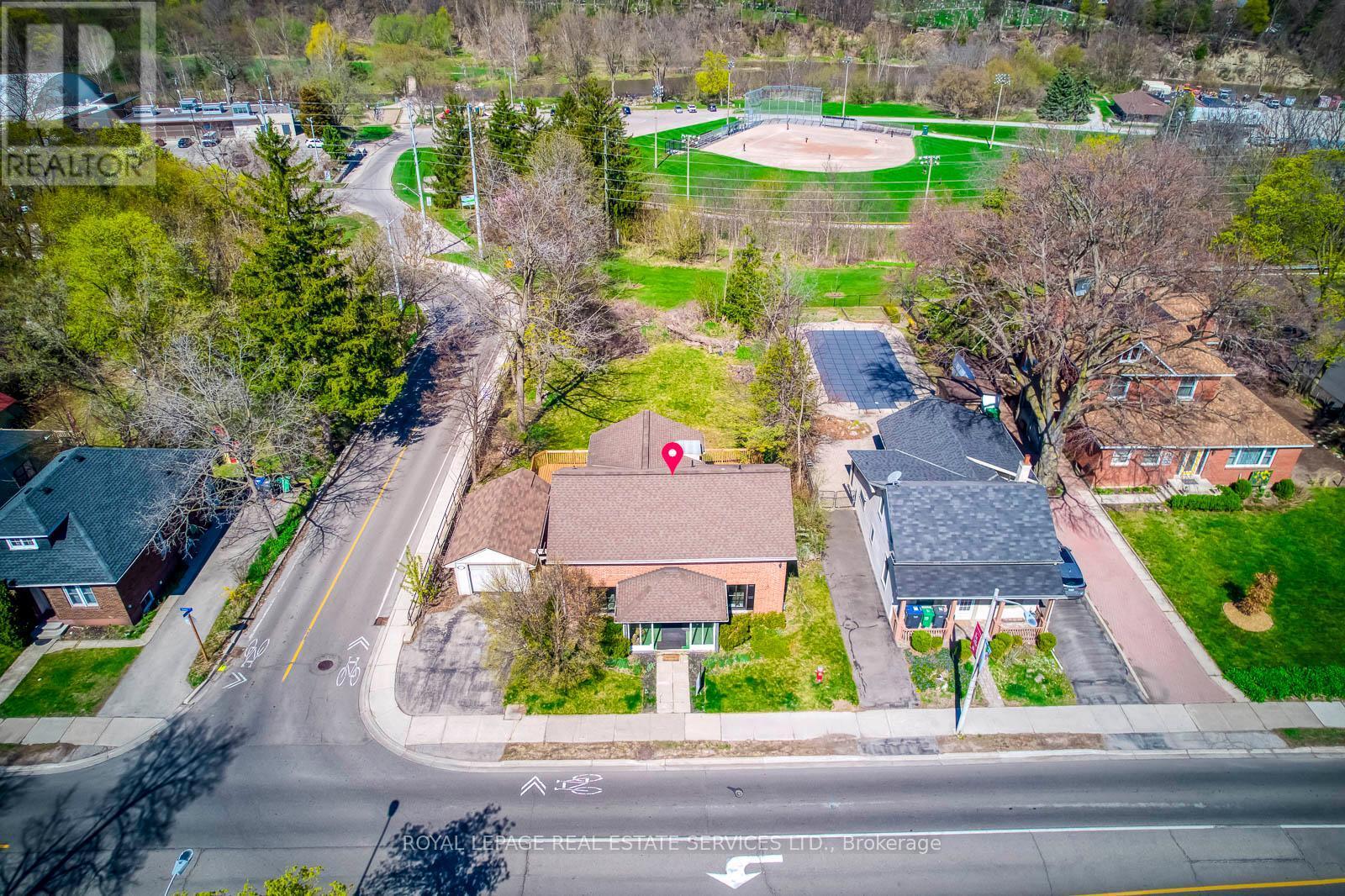 












317 QUEEN STREET S

,
Mississauga,




Ontario
L5M1M3

