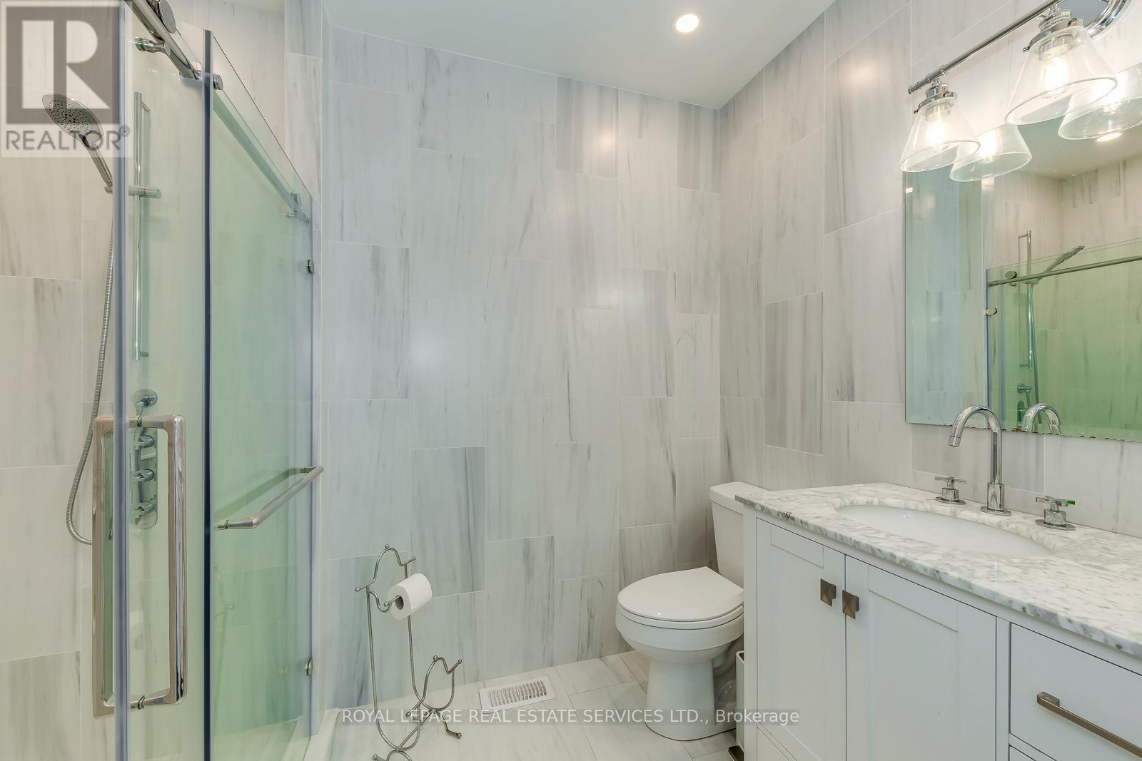 












317 QUEEN STREET S

,
Mississauga,




Ontario
L5M1M3

