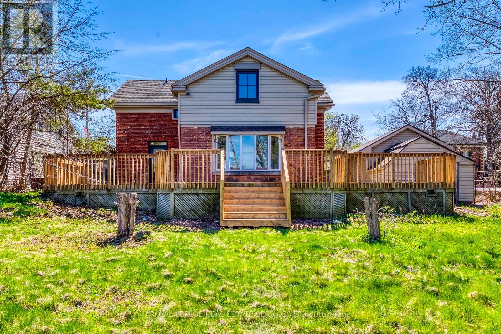 












317 QUEEN STREET S

,
Mississauga,




Ontario
L5M1M3

