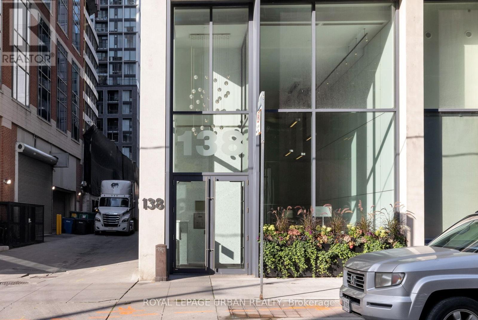 












402 - 138 PRINCESS STREET E

,
Toronto,




Ontario
M5A0B1

