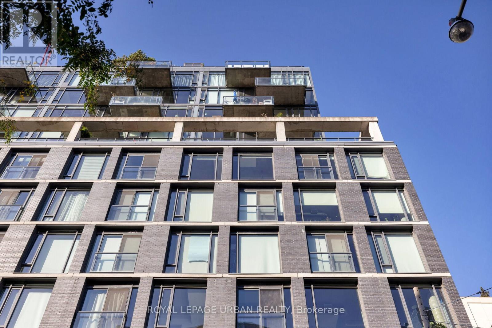 












402 - 138 PRINCESS STREET E

,
Toronto,




Ontario
M5A0B1

