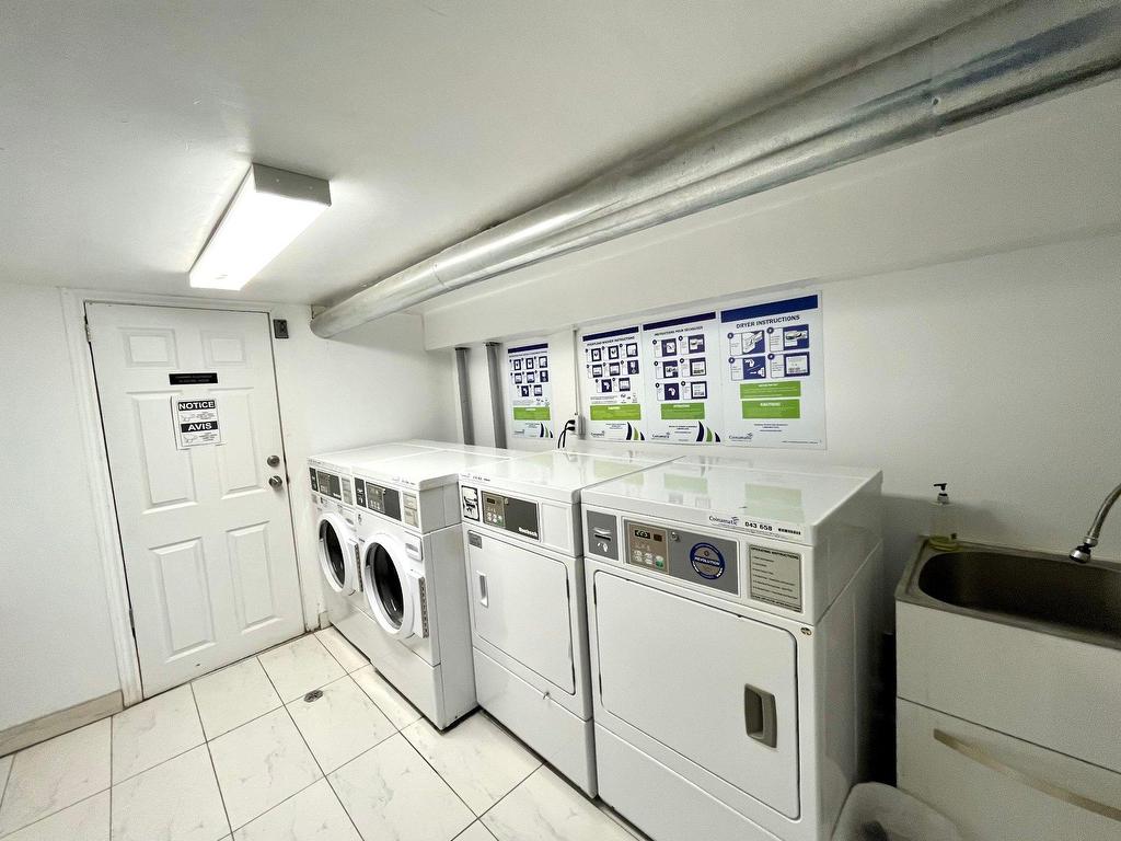 









2354


Av. Mariette

, 05,
Montréal (Côte-des-Neiges/Notre-Dame-de-Grâce),




QC
H4B2E6

