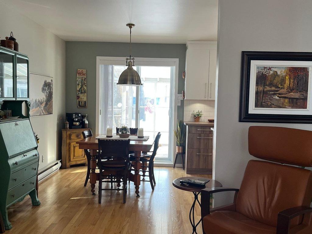 









7085


Rue P.-E.-Neveu

,
Trois-Rivières,




QC
G8Y5B5

