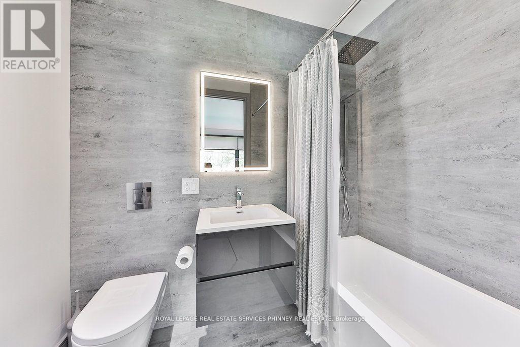 












1617 TROTWOOD AVENUE

,
Mississauga,




Ontario
L5G3Z8

