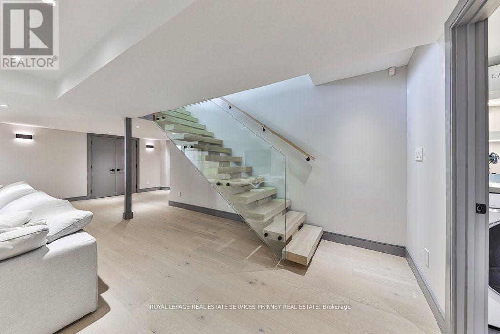












1617 TROTWOOD AVENUE

,
Mississauga,




Ontario
L5G3Z8

