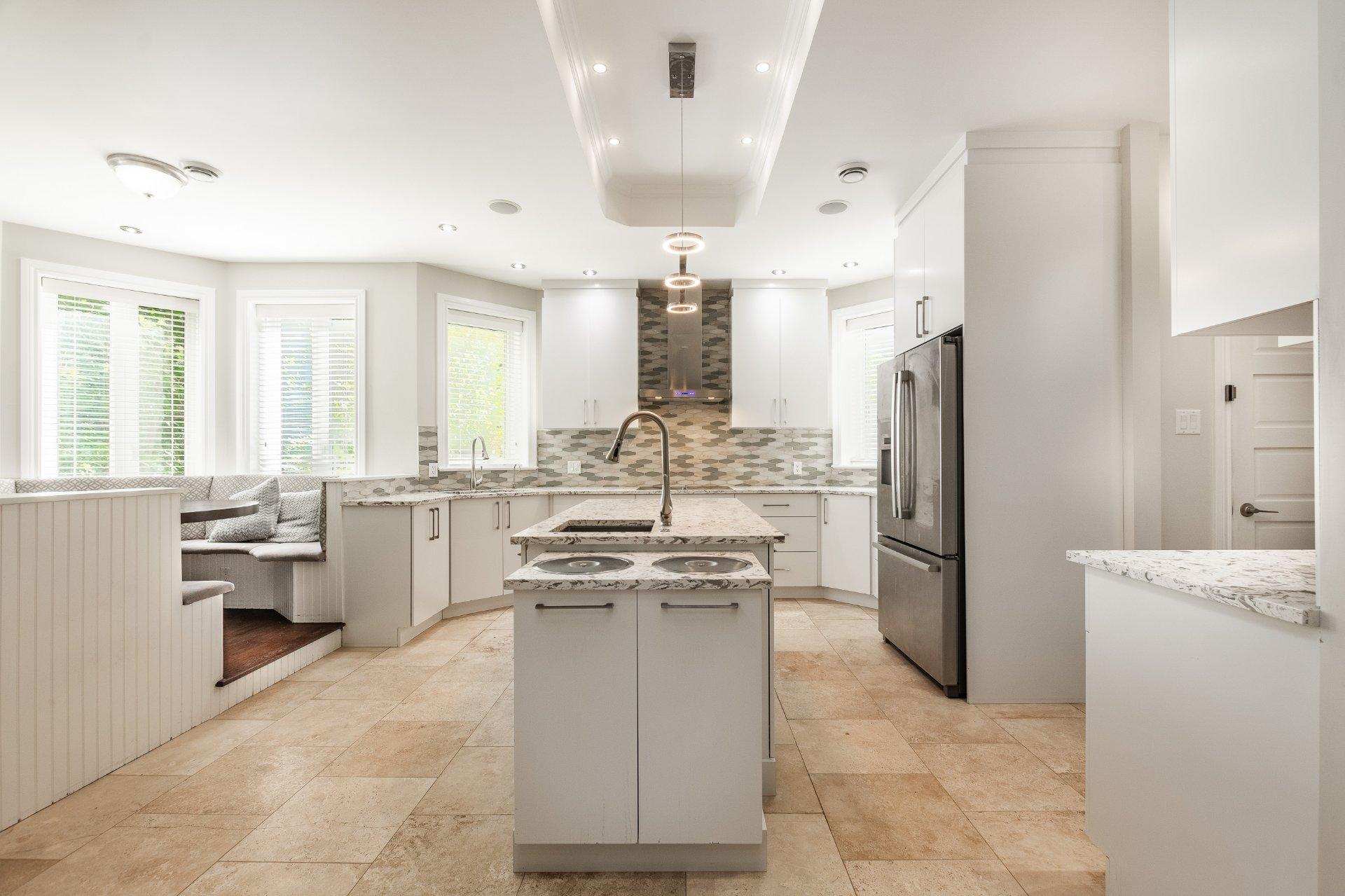 









1556


Rue des Mésanges

,
Saint-Bruno-de-Montarville,




QC
J3V6E4

