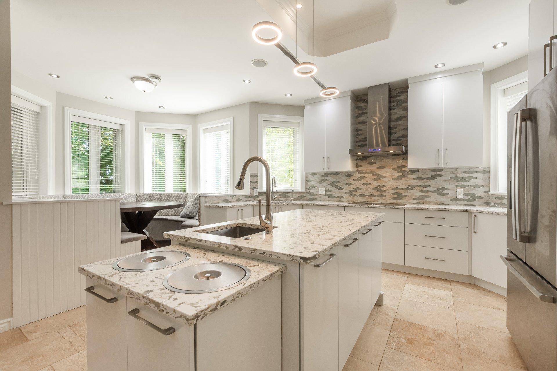 









1556


Rue des Mésanges

,
Saint-Bruno-de-Montarville,




QC
J3V6E4

