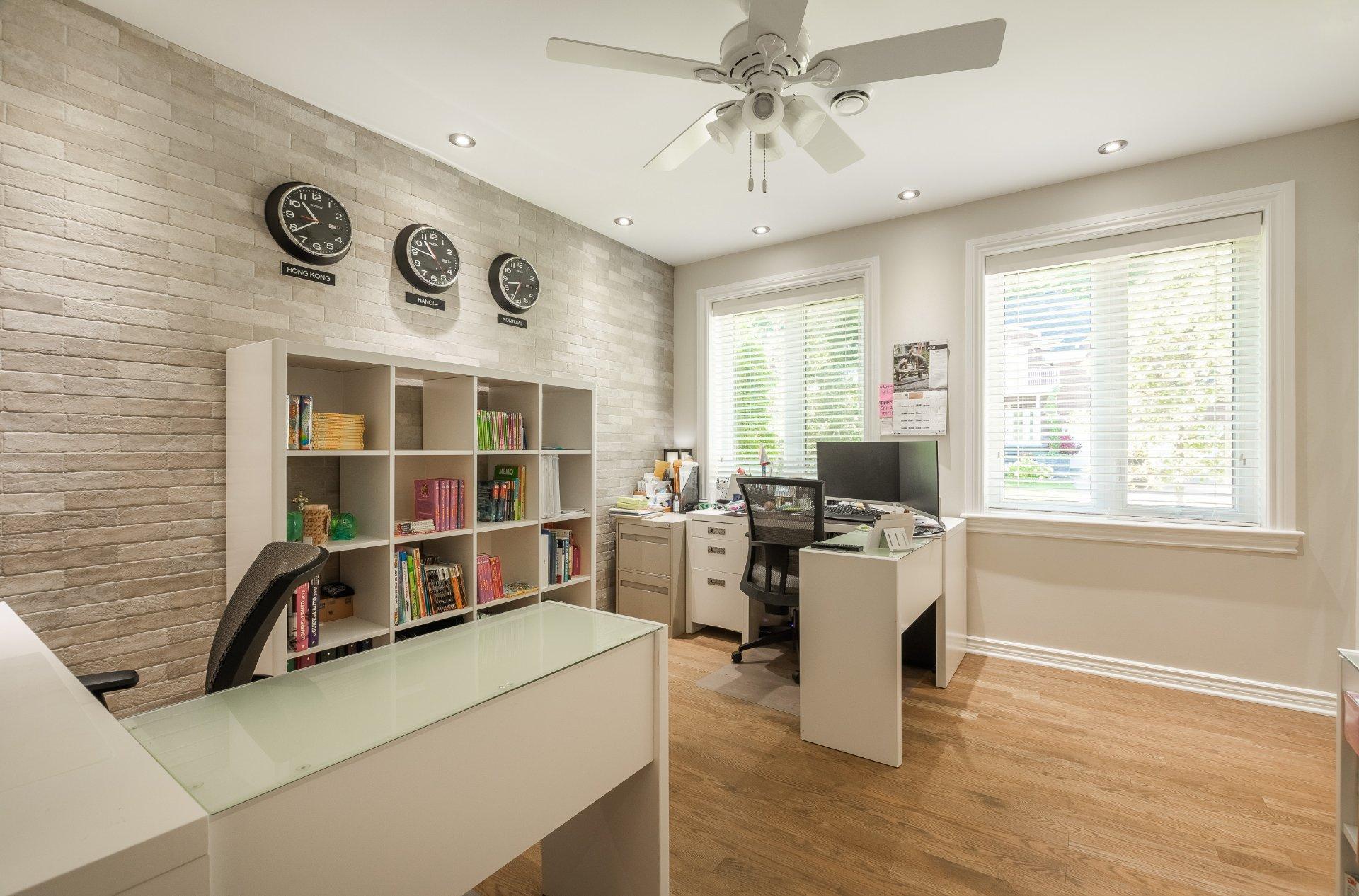 









1556


Rue des Mésanges

,
Saint-Bruno-de-Montarville,




QC
J3V6E4

