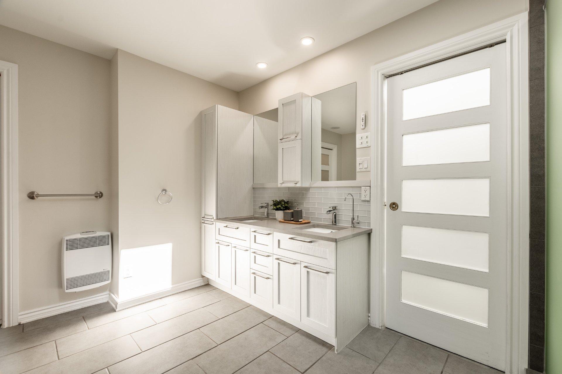 









1556


Rue des Mésanges

,
Saint-Bruno-de-Montarville,




QC
J3V6E4

