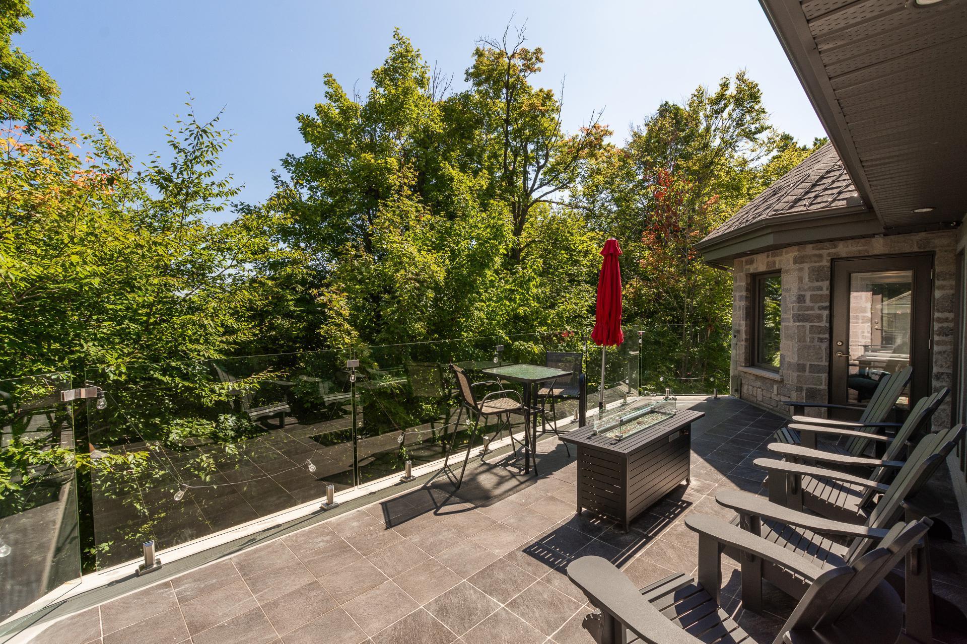









1556


Rue des Mésanges

,
Saint-Bruno-de-Montarville,




QC
J3V6E4

