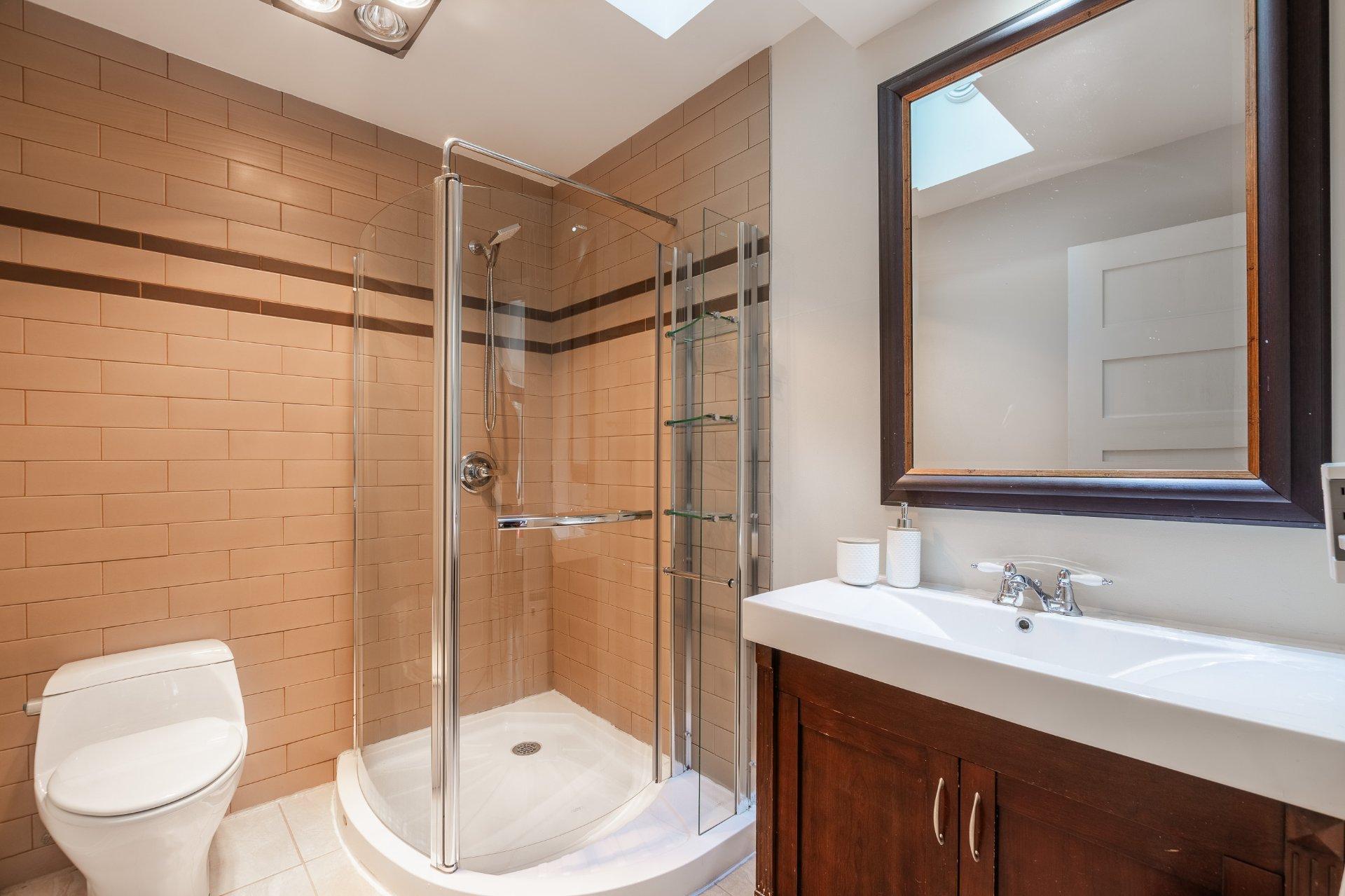 









1556


Rue des Mésanges

,
Saint-Bruno-de-Montarville,




QC
J3V6E4

