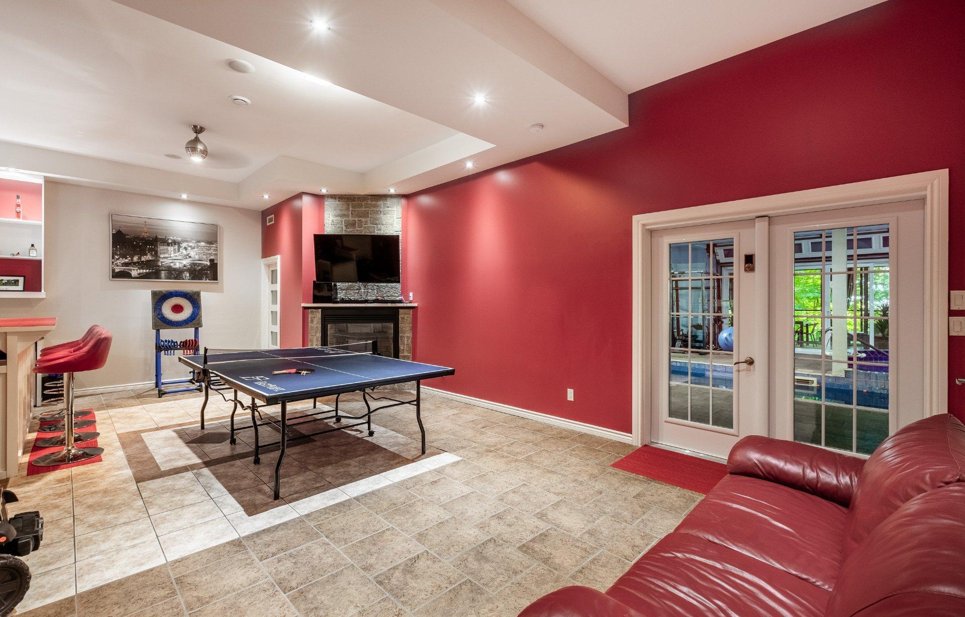 









1556


Rue des Mésanges

,
Saint-Bruno-de-Montarville,




QC
J3V6E4

