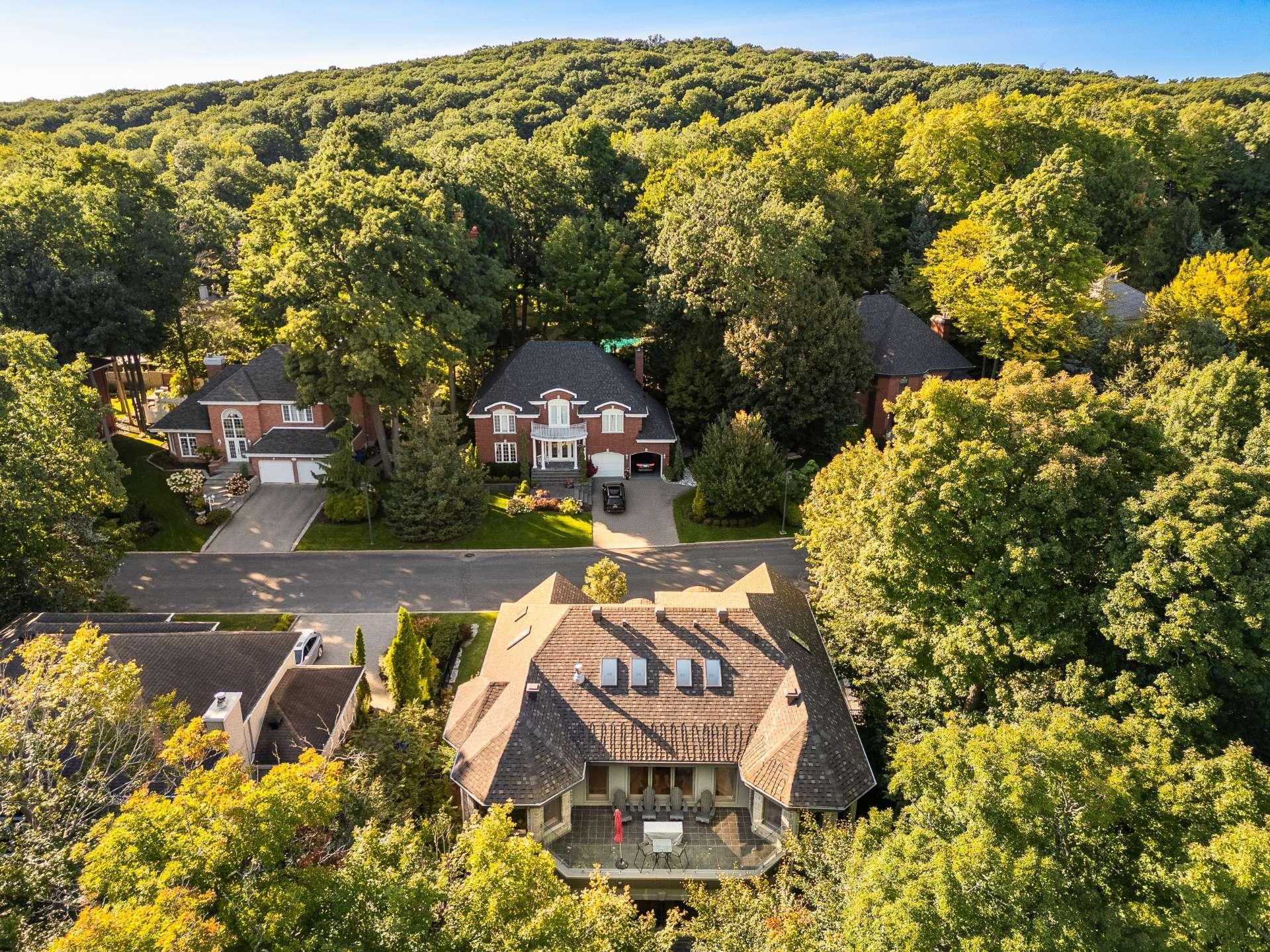 









1556


Rue des Mésanges

,
Saint-Bruno-de-Montarville,




QC
J3V6E4

