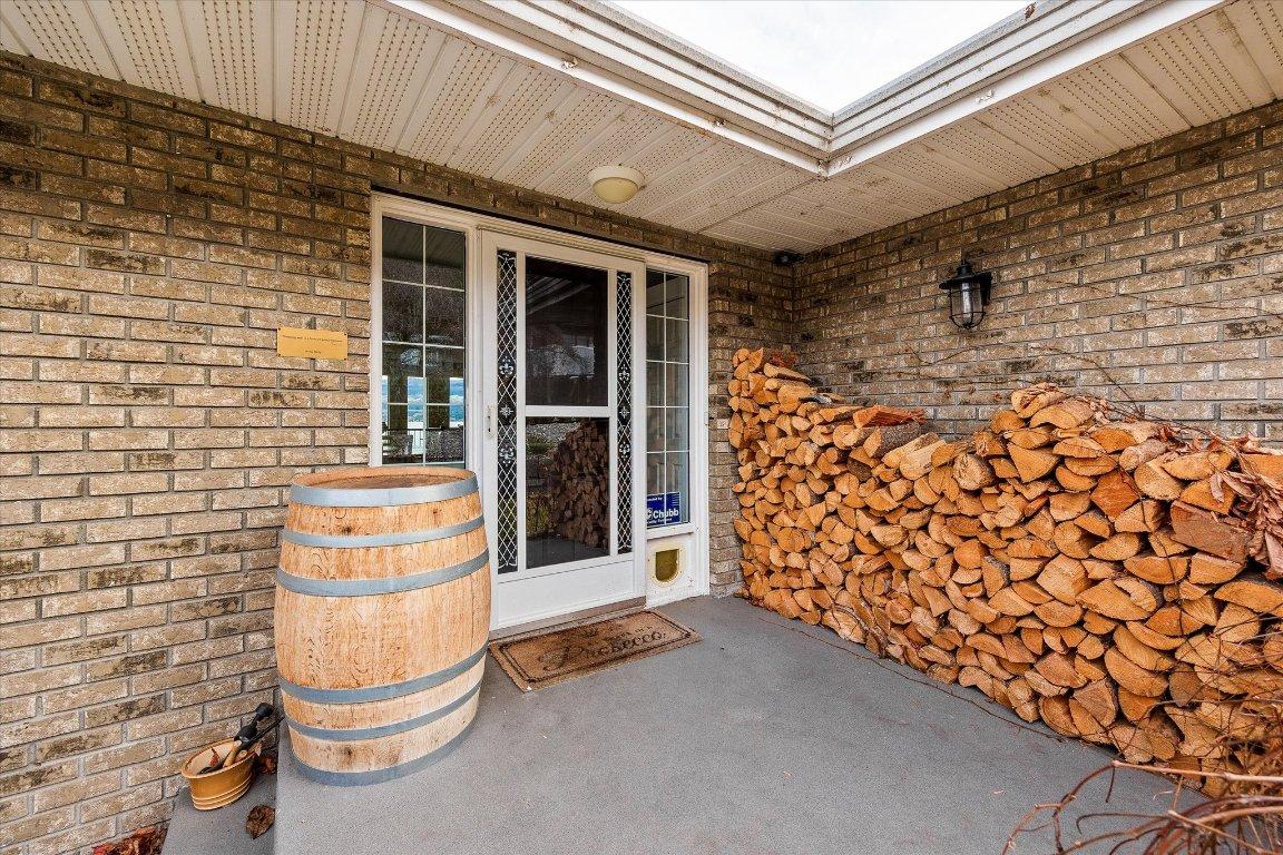 









2741


Benedick

Road,
West Kelowna,




BC
V1Z 1V1

