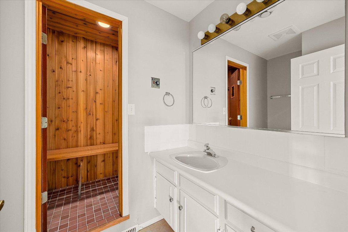 









2741


Benedick

Road,
West Kelowna,




BC
V1Z 1V1

