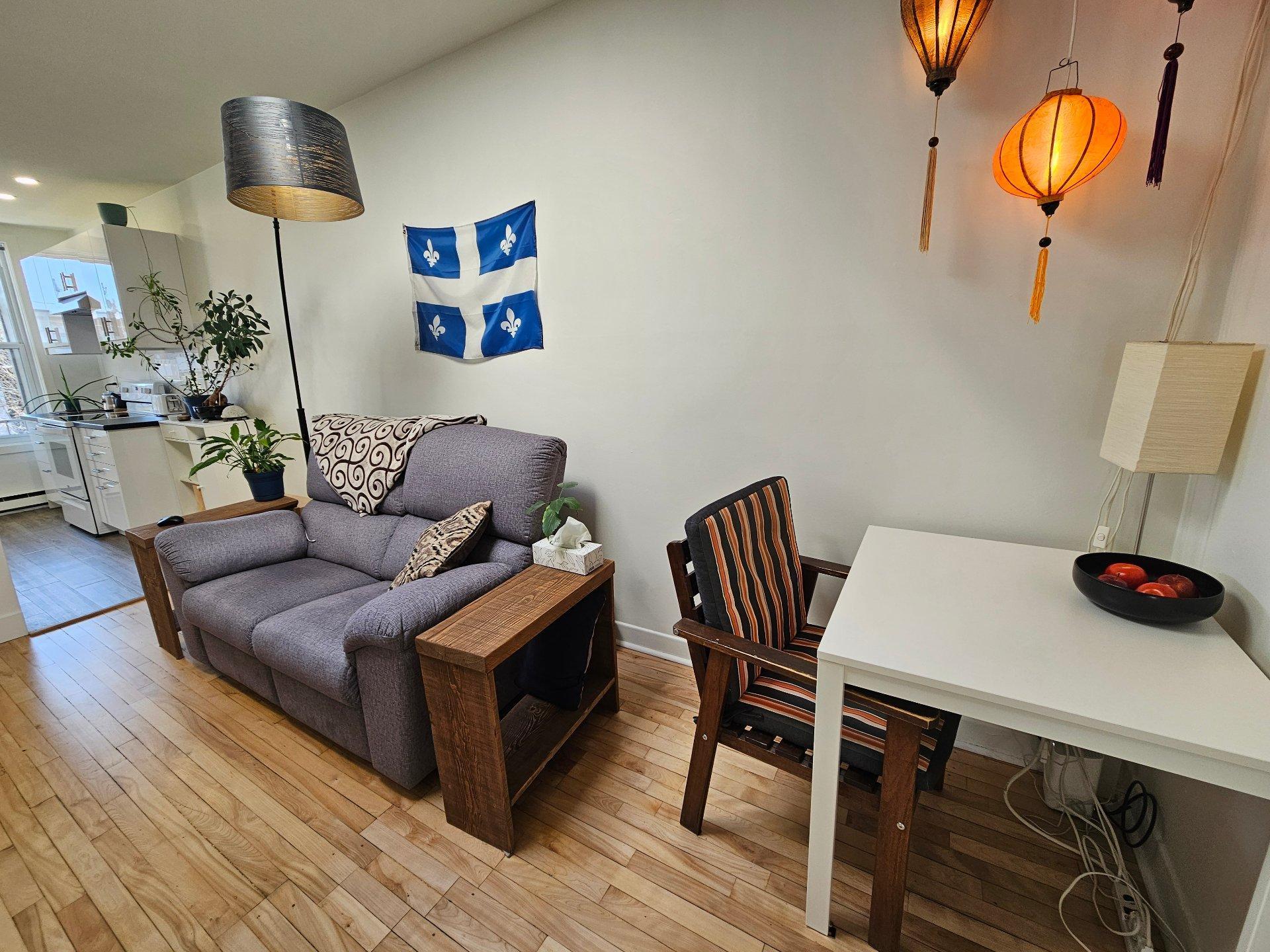 









2542


Av. De La Salle

,
Montréal (Mercier/Hochelaga-Maisonneuve),




QC
H1V2L3

