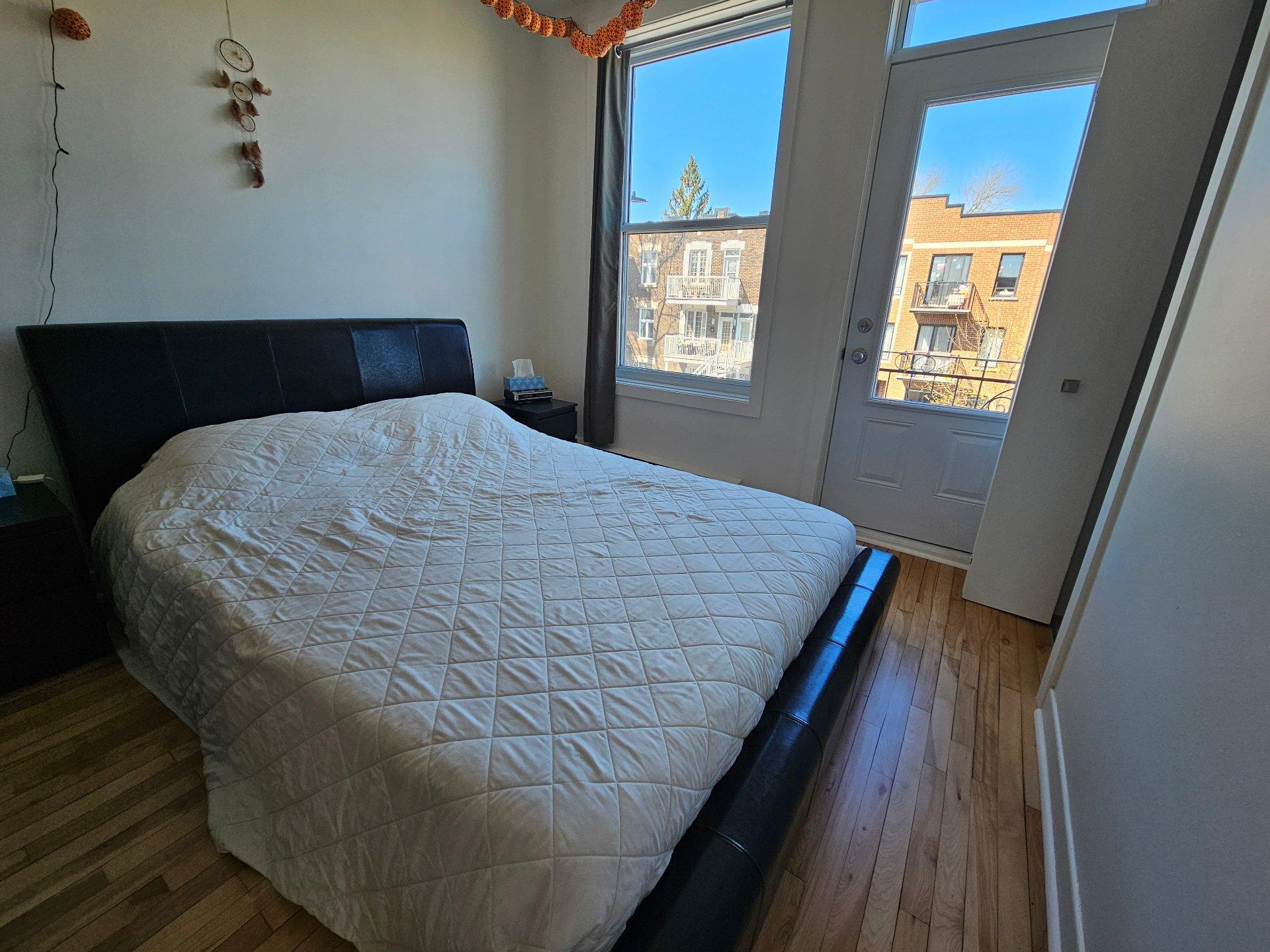 









2542


Av. De La Salle

,
Montréal (Mercier/Hochelaga-Maisonneuve),




QC
H1V2L3

