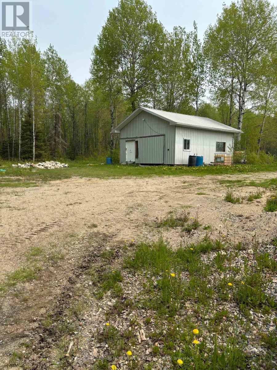 












6 HOPPER ROAD E

,
Cochrane (Cochrane Unorganized),




Ontario
P0L1C0

