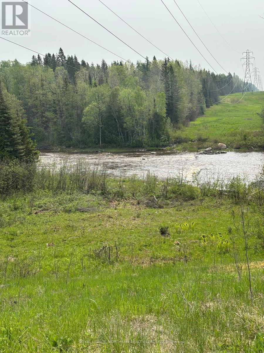 












6 HOPPER ROAD E

,
Cochrane (Cochrane Unorganized),




Ontario
P0L1C0

