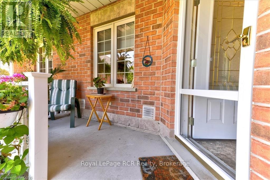 












123 CHURCH STREET N

,
Wellington North (Mount Forest),




Ontario
N0G2L2

