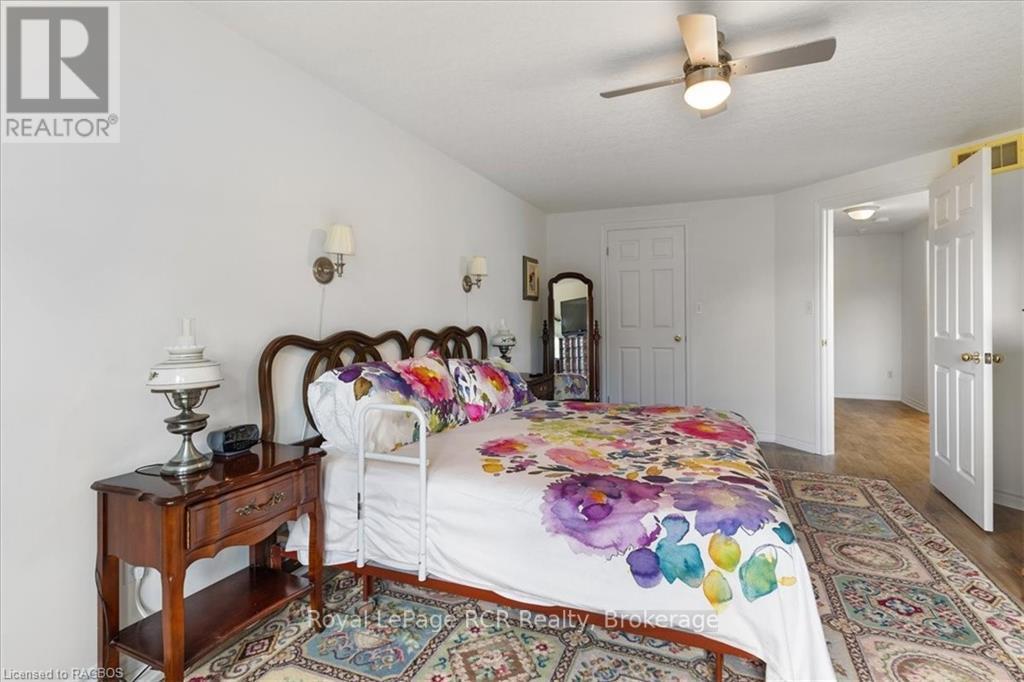 












123 CHURCH STREET N

,
Wellington North (Mount Forest),




Ontario
N0G2L2

