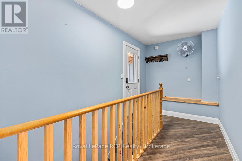 












103 JEFFERSON STREET

,
Chatsworth,




Ontario
N0H1R0

