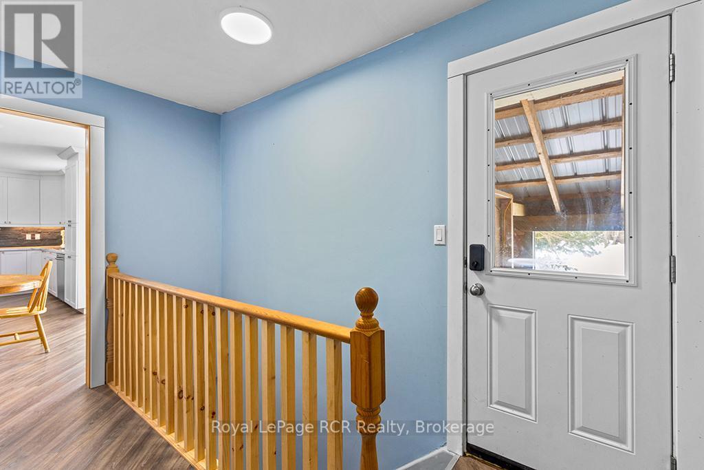 












103 JEFFERSON STREET

,
Chatsworth,




Ontario
N0H1R0

