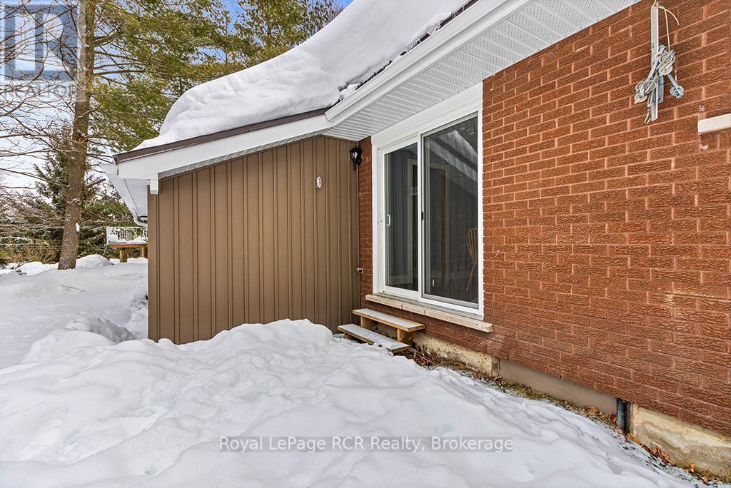 












103 JEFFERSON STREET

,
Chatsworth,




Ontario
N0H1R0

