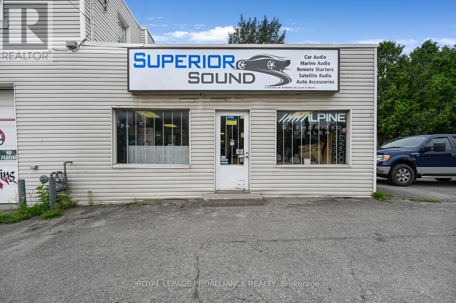 












180 PERTH STREET

,
Brockville,




Ontario
K6V5E5

