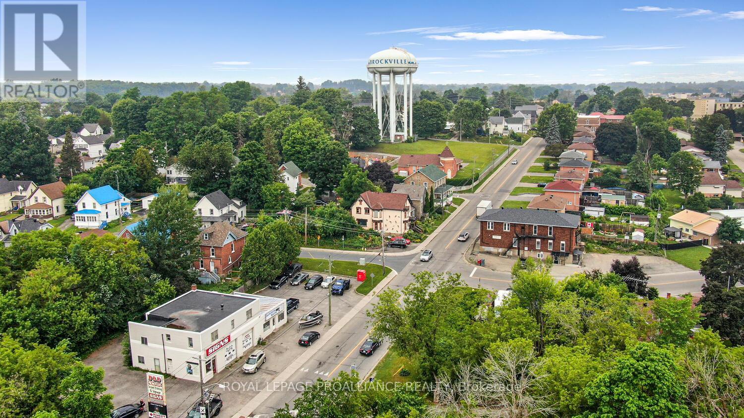 












180 PERTH STREET

,
Brockville,




Ontario
K6V5E5

