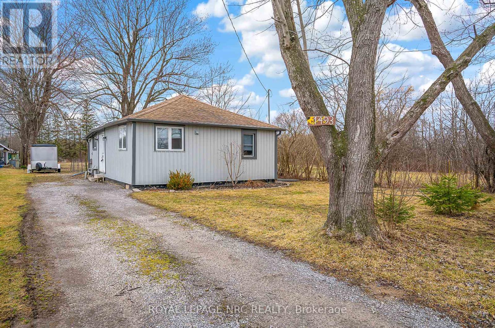 












1493 THOMPSON ROAD

,
Fort Erie (Bowen),




Ontario
L2A5M5

